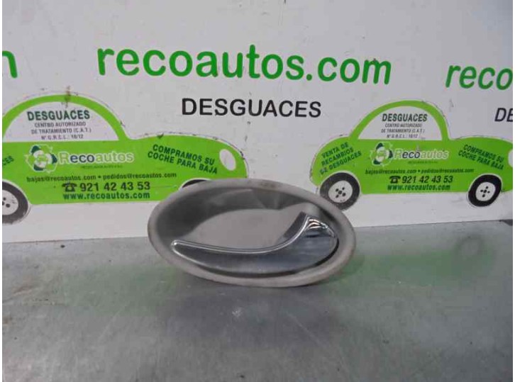 Recambio de maneta interior delantera derecha para mercedes-benz clase clk (w209) coupe 2.6 cat referencia OEM IAM 