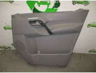 Recambio de guarnecido puerta delantera derecha para mercedes-benz sprinter (w901,w904) caja cerr. 312 d (903.461-462) referenci