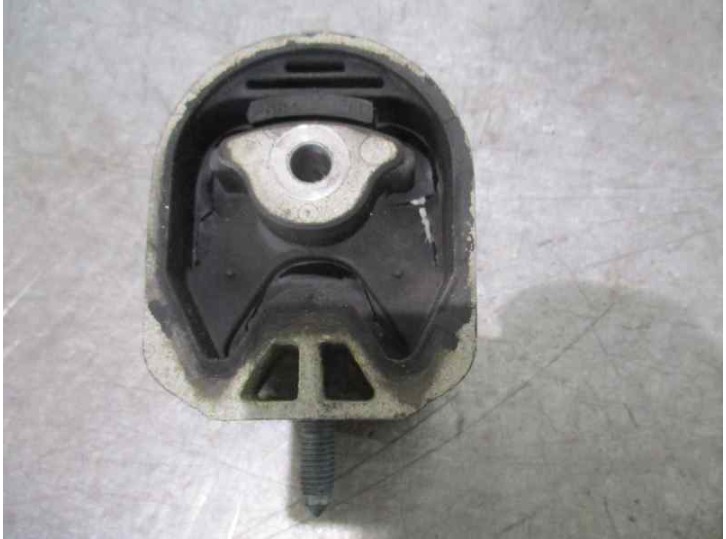 Recambio de soporte motor delantero para mercedes-benz clase a (w169) 1.7 cat referencia OEM IAM A169240071 