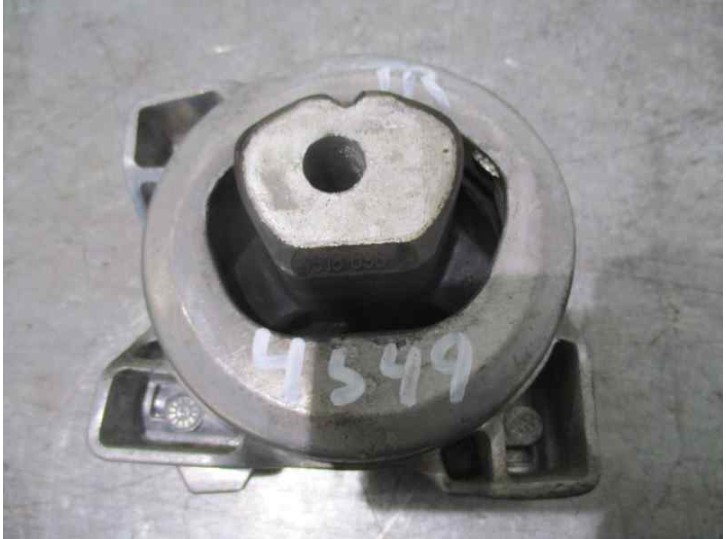 Recambio de soporte motor trasero para mercedes-benz clase a (w169) 1.7 cat referencia OEM IAM A1692400618 