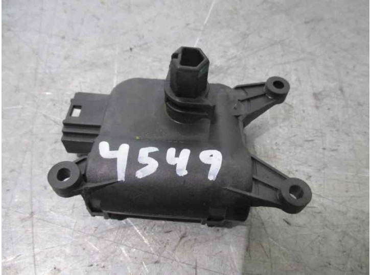 Recambio de motor calefaccion para mercedes-benz clase a (w169) 1.7 cat referencia OEM IAM A1698201042 0132801368 BOSCH