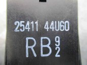 Recambio de mando elevalunas delantero derecho para nissan maxima qx (a32) 3.0 v6 24v cat referencia OEM IAM 2541144U60 