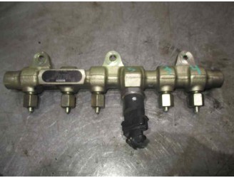 Replacement fuel rail for Fiat Bravo (182) 1.9 JTD CAT OEM IAM reference 0281002405 0445214012 BOSCH