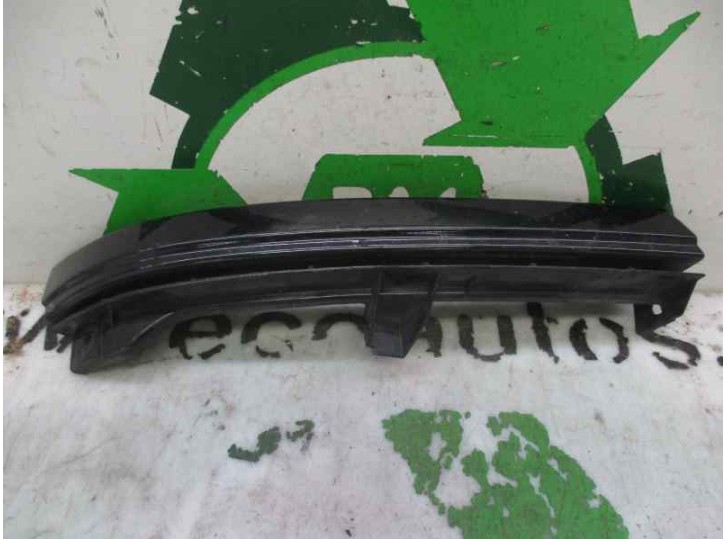 Replacement headlight surround for Opel Zafira A 2.0 DTI OEM IAM reference 90580652RH 