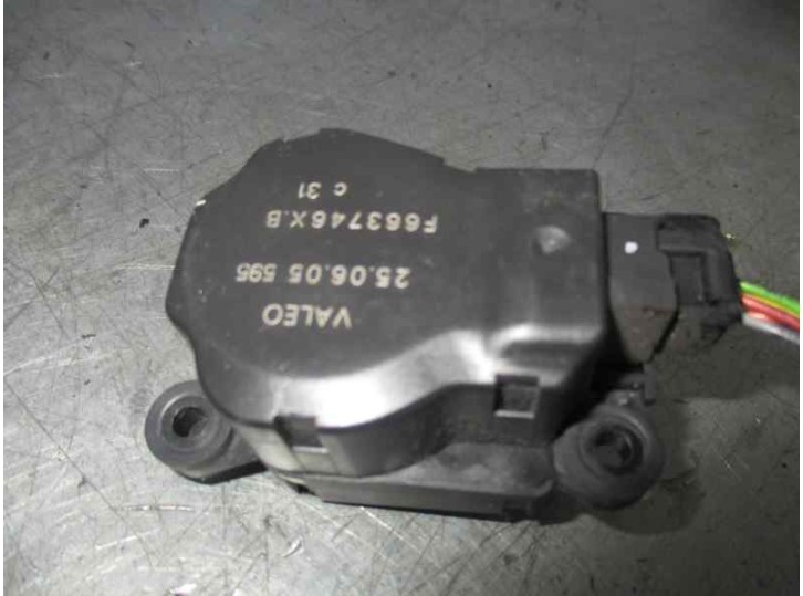 Recambio de motor calefaccion para peugeot 1007 dolce referencia OEM IAM F663746XB 250605595 VALEO