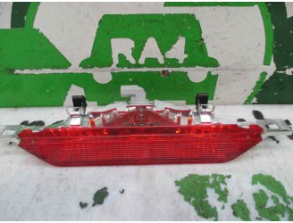 Recambio de luz central de freno para toyota corolla (e12) 2.0 d-cat referencia OEM IAM 