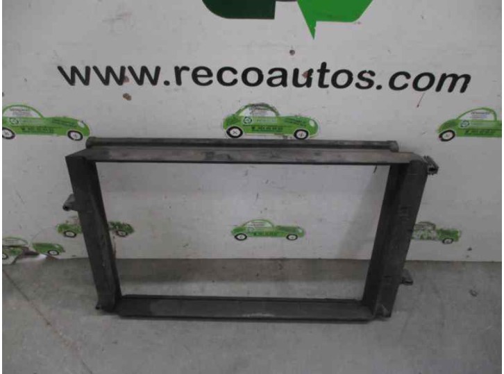 Recambio de calandra delantera de radiador para volvo s60 berlina 2.4 cat referencia OEM IAM PANEL FRONTAL 