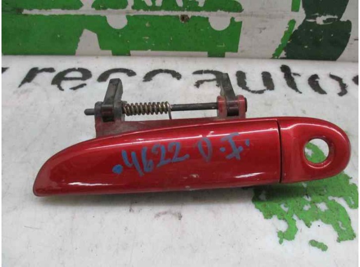 Replacement left front exterior door handle for Chrysler Stratus sedan (JA) 2.5 CAT OEM IAM reference 05017749AA BOX 7 