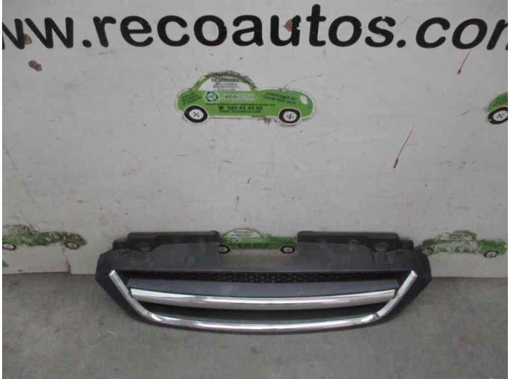 Recambio de rejilla delantera para daewoo tacuma 1.6 cat referencia OEM IAM 96377691 