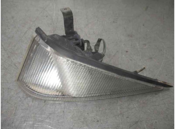 Recambio de piloto delantero izquierdo para ssangyong musso 2.3 diesel cat referencia OEM IAM 8330105200X  