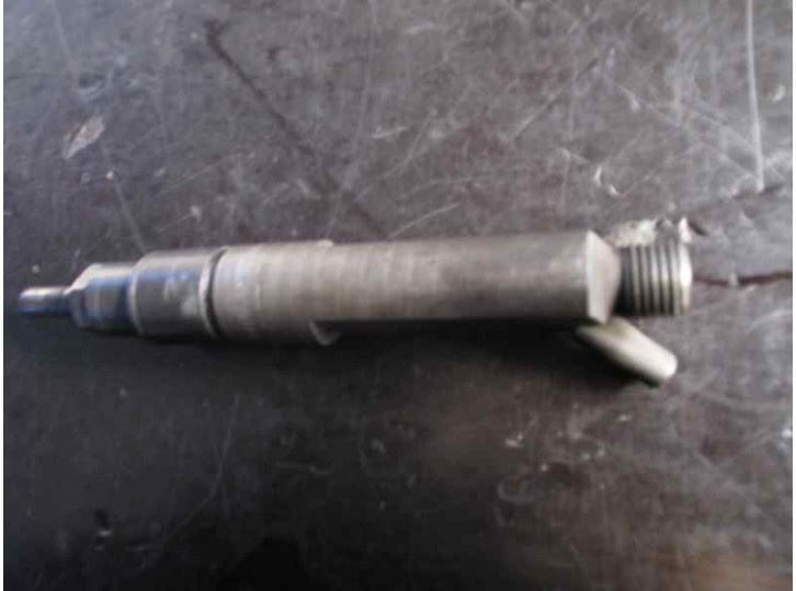Recambio de inyector para seat alhambra (7v8) 1.9 tdi referencia OEM IAM 028130201T KBEL58P144 BOSCH