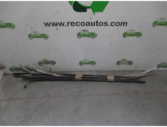 Recambio de embellecedor para mercedes-benz clase e (w123) berlina+coupe d 240 referencia OEM IAM 