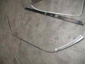 Recambio de embellecedor para mercedes-benz clase e (w123) berlina+coupe d 240 referencia OEM IAM 