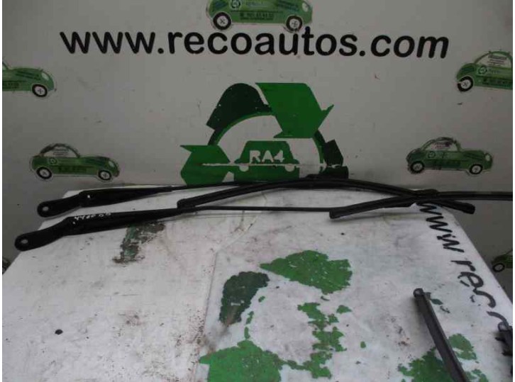 Recambio de brazo limpia delantero derecho para opel astra h berlina 1.7 16v cdti cat (z 17 dtl / lrb) referencia OEM IAM   