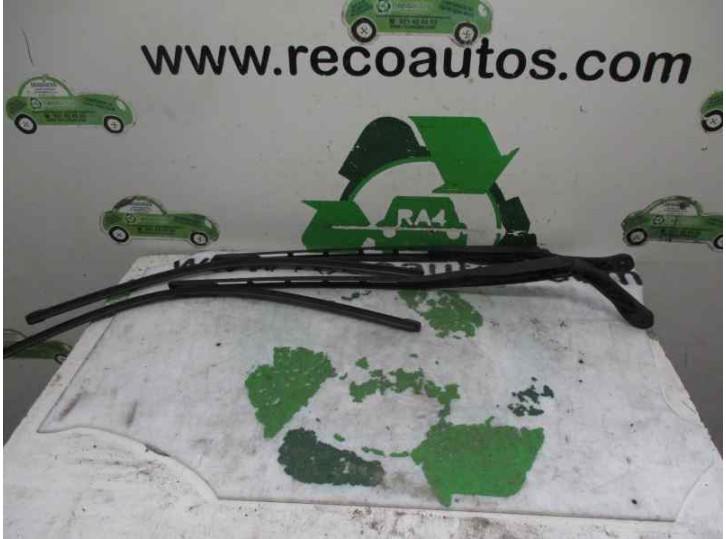 Replacement front right wiper arm for Citroën C4 Coupe LX OEM IAM reference 