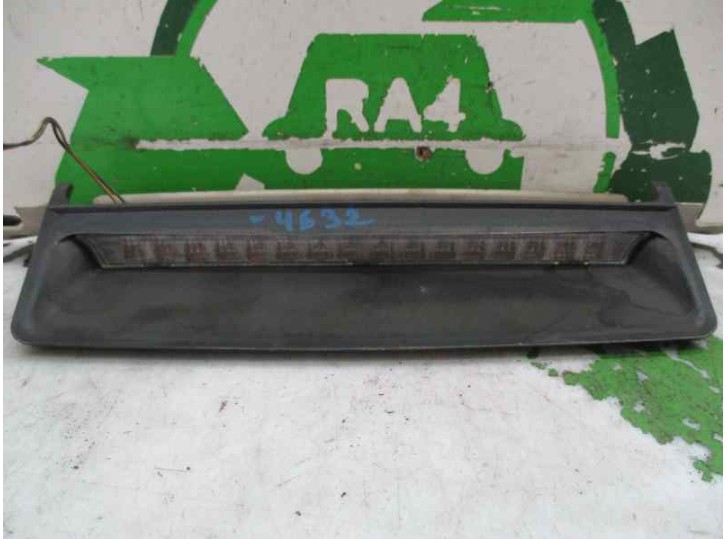 Recambio de luz central de freno para opel astra g berlina 1.6 16v referencia OEM IAM 