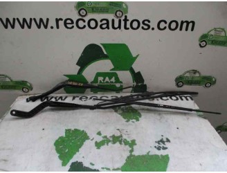 Recambio de brazo limpia delantero derecho para citroën saxo 1.5 diesel referencia OEM IAM   