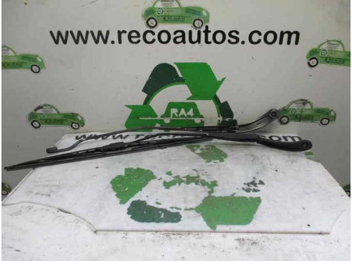 Recambio de brazo limpia delantero derecho para renault megane ii classic berlina 1.9 dci diesel referencia OEM IAM 