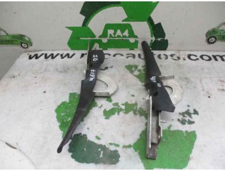 Hood hinge replacement part for Peugeot Expert van 2.0 16v HDi FAP CAT (RHR / DW10BTED4) OEM IAM reference 