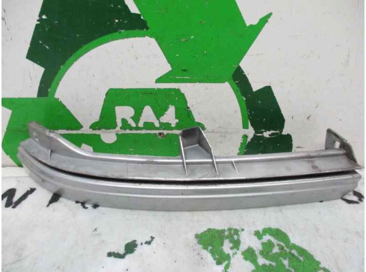Replacement headlight rim for Opel Zafira A 2.0 DTI OEM IAM reference 