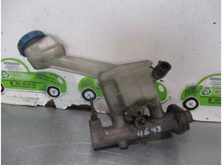 Replacement brake master cylinder for Nissan Primera Trav. (P12) 2.2 16V Turbodiesel Cat OEM IAM reference BOSCH