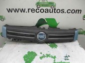 Replacement front grille for Fiat Panda (169) 1.3 JTD CAT OEM IAM reference 735353899 