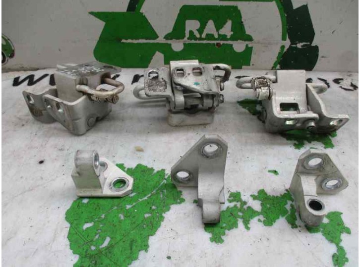 Recambio de bisagra puerta para volkswagen jetta (1k2) 2.0 tdi referencia OEM IAM 