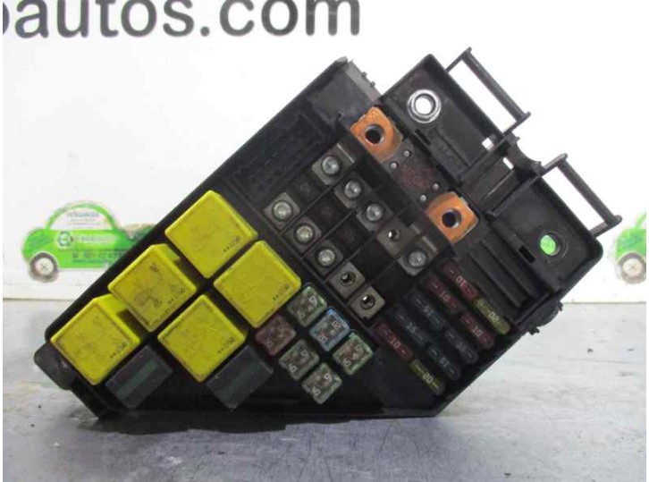 Recambio de caja reles / fusibles para mg mg zr 1.4 16v cat referencia OEM IAM YQE103720R 133746032002 