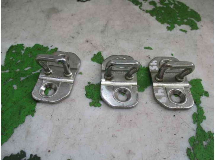 Replacement door hinge for Mercedes-Benz A-Class (W169) 1.7 cat OEM IAM reference 