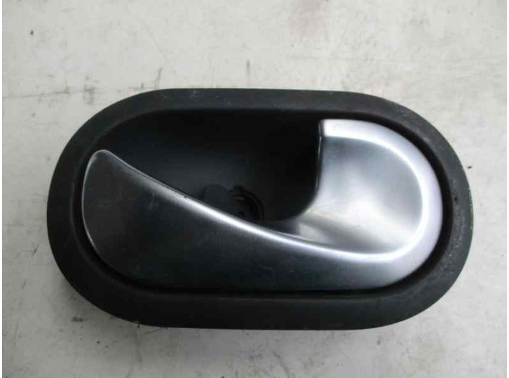 Recambio de maneta interior trasera derecha para renault scenic ii 2.0 referencia OEM IAM 8200028486 8200028486 