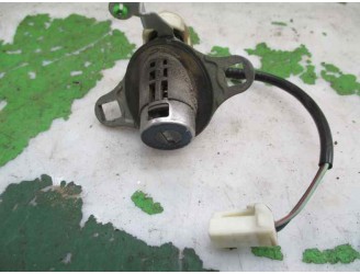 Recambio de cerradura maletero / porton para mazda 323 berlina f/s (bj) 1.9 16v cat referencia OEM IAM   5 PUERTAS