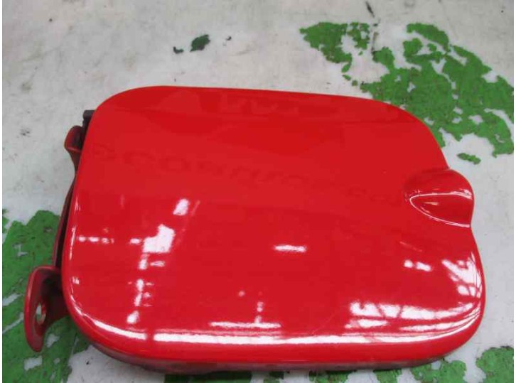 Recambio de tapa exterior combustible para dacia logan 1.4 cat referencia OEM IAM 6001546761  