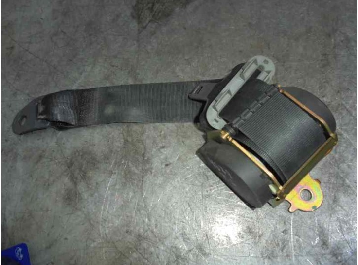 Recambio de cinturon seguridad trasero central para dacia logan 1.4 cat referencia OEM IAM 4 PUERTAS