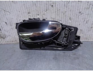 Replacement right front interior door handle for Peugeot 307 Break / SW (S1) 2.0 HDi CAT OEM IAM reference 9643604477 