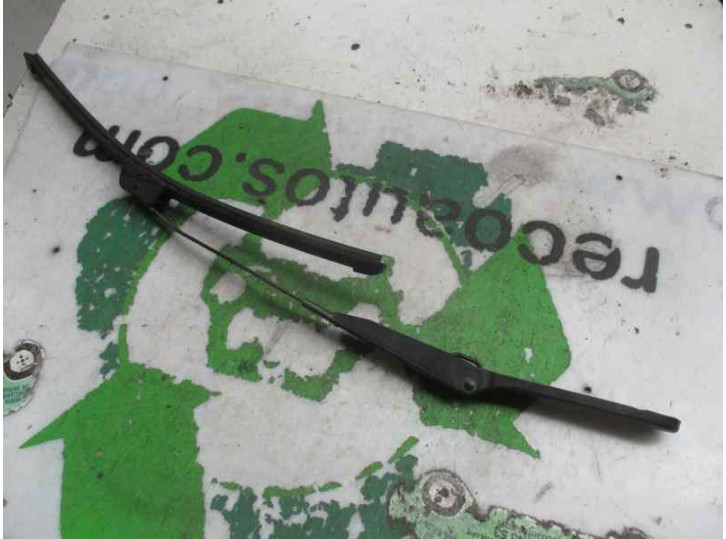 Recambio de brazo limpia delantero derecho para renault kangoo (f/kc0) 1.5 dci diesel referencia OEM IAM 