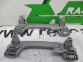 Replacement front right interior door handle for Nissan Primera estate (P12) 2.2 16V turbodiesel CAT OEM IAM reference 