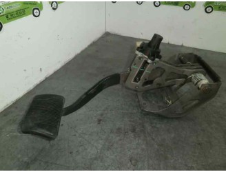 Replacement brake pedal for Chrysler 300 C 3.5 CAT OEM IAM reference 04726007AE 