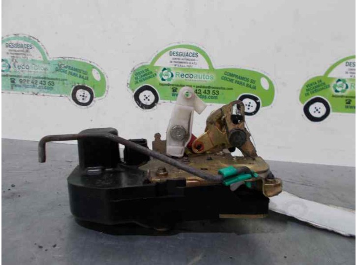 Replacement rear right door lock for Chrysler 300 C 3.5 CAT OEM IAM reference 4589042AC 4 PINS 4 DOORS