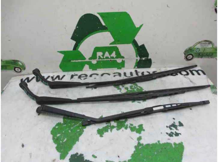 Replacement front right wiper arm for suzuki vitara se/sv (et) 1.9 turbodiesel OEM IAM reference 