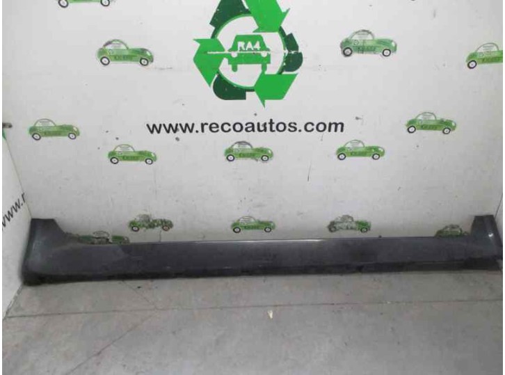 Replacement side skirt for Nissan Primera Estate (P12) 2.2 16V turbodiesel CAT OEM IAM reference SPOILER-TALONERA LAT. DCHA