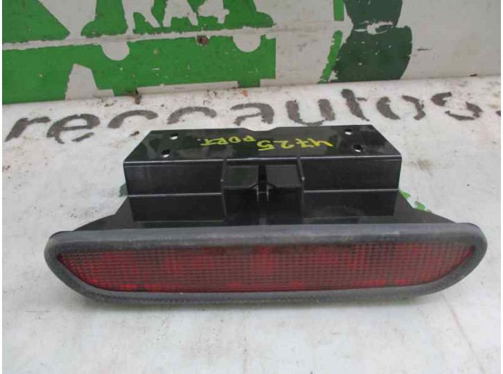 Recambio de luz central de freno para mercedes-benz clase a (w168) 1.6 cat referencia OEM IAM 1688200056 