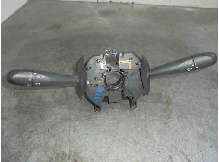 Recambio de mando luces para alfa romeo 156 (116) 1.9 jtd cat referencia OEM IAM B833  