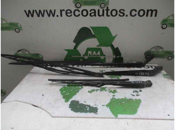 Recambio de brazo limpia delantero derecho para chrysler grand voyager 2.8 crd cat referencia OEM IAM 68028438AA 