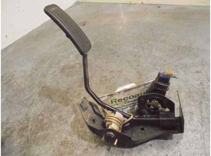 Recambio de potenciometro pedal para toyota corolla (e12) 2.0 d-cat referencia OEM IAM 