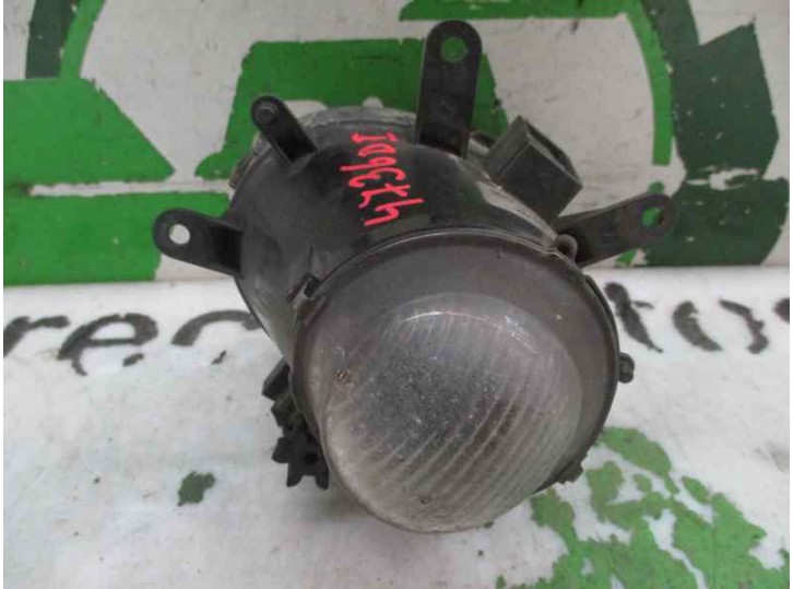 Recambio de faro antiniebla izquierdo para bmw serie 3 touring (e46) 2.0 16v diesel cat referencia OEM IAM 