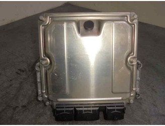 Recambio de centralita motor uce para citroën c5 berlina 2.0 hdi referencia OEM IAM 9652386080 0281011340 BOSCH