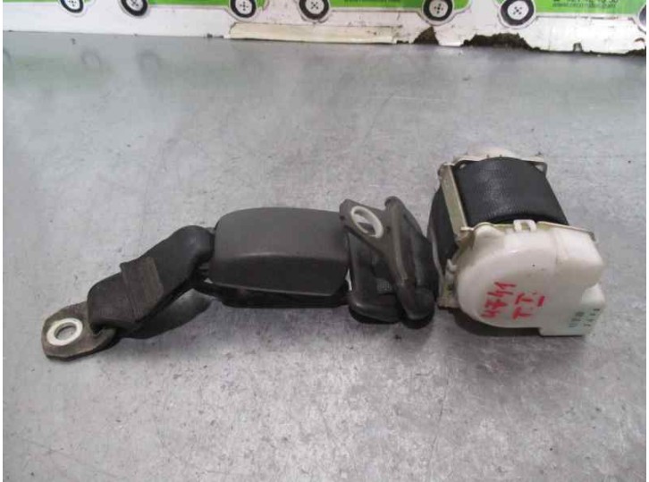 Recambio de cinturon seguridad trasero izquierdo para peugeot 107 1.0 cat (384f) referencia OEM IAM SIN REFE 3 PUERTAS