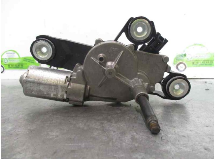 Recambio de motor limpia trasero para volvo v50 familiar 2.0 diesel cat referencia OEM IAM 30763683 0390201823 BOSCH