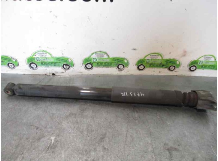 Replacement rear left shock absorber for Volvo V50 estate 2.0 diesel cat OEM IAM reference 30736767 