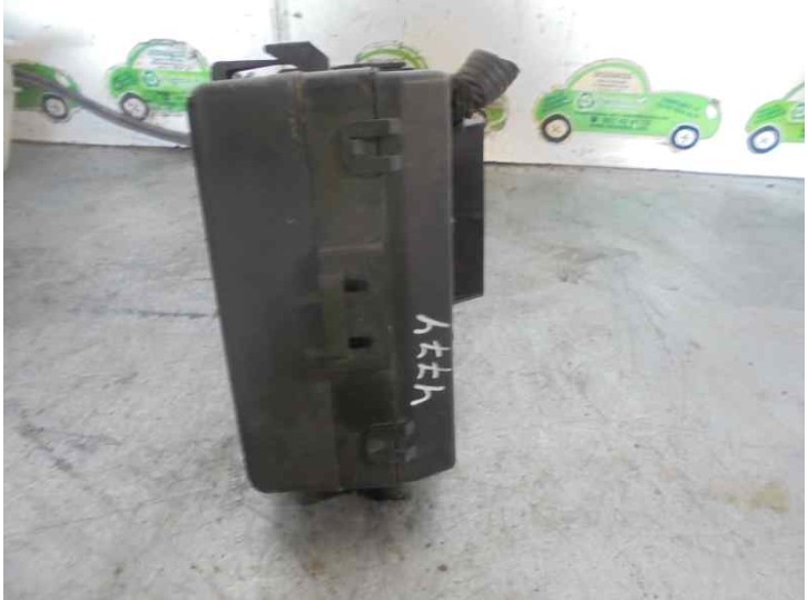 Recambio de caja reles / fusibles para chevrolet tacuma 1.6 cat referencia OEM IAM 96263674 96263674 